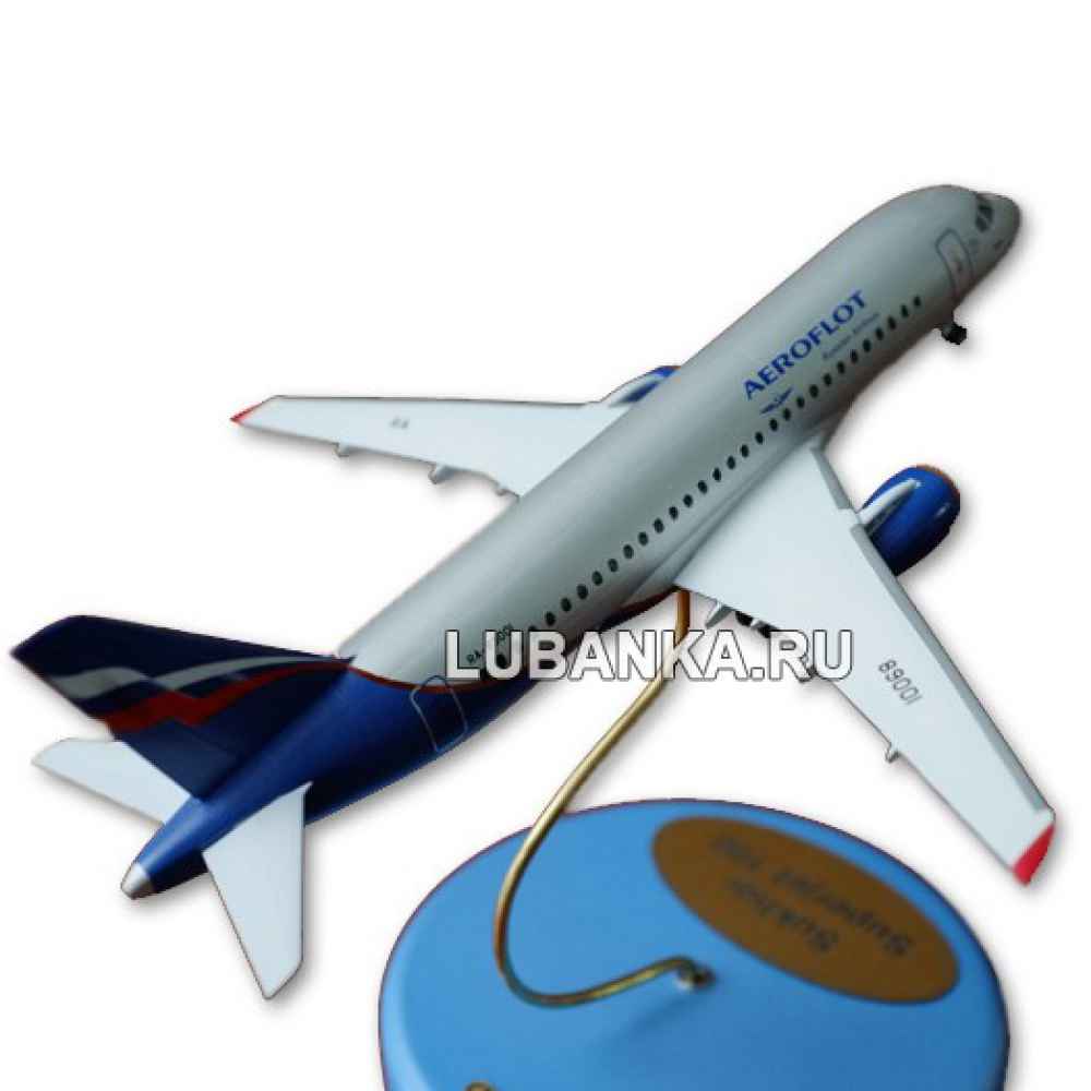 Модель самолета «Superjet 100»
